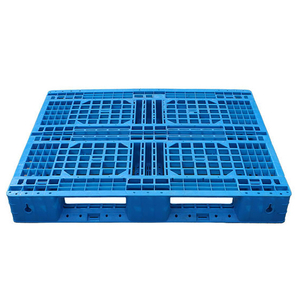 Grandes palettes en plastique lourdes