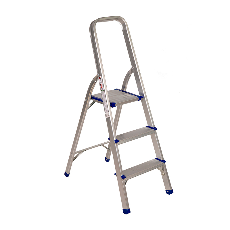 Échelle en aluminium pliable en 3 étapes