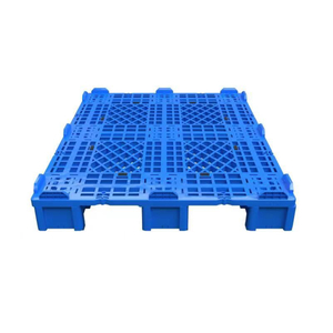 Palettes en plastique moulées en insertion avec cadre en acier
