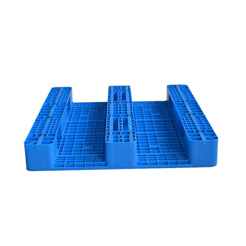 Grande palette en plastique