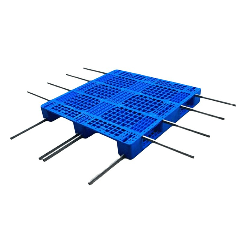 Grande palette en plastique